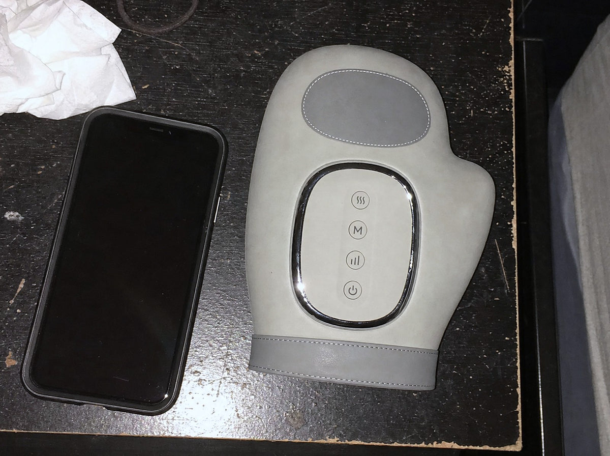 Relief Cabinet hand massager — review6